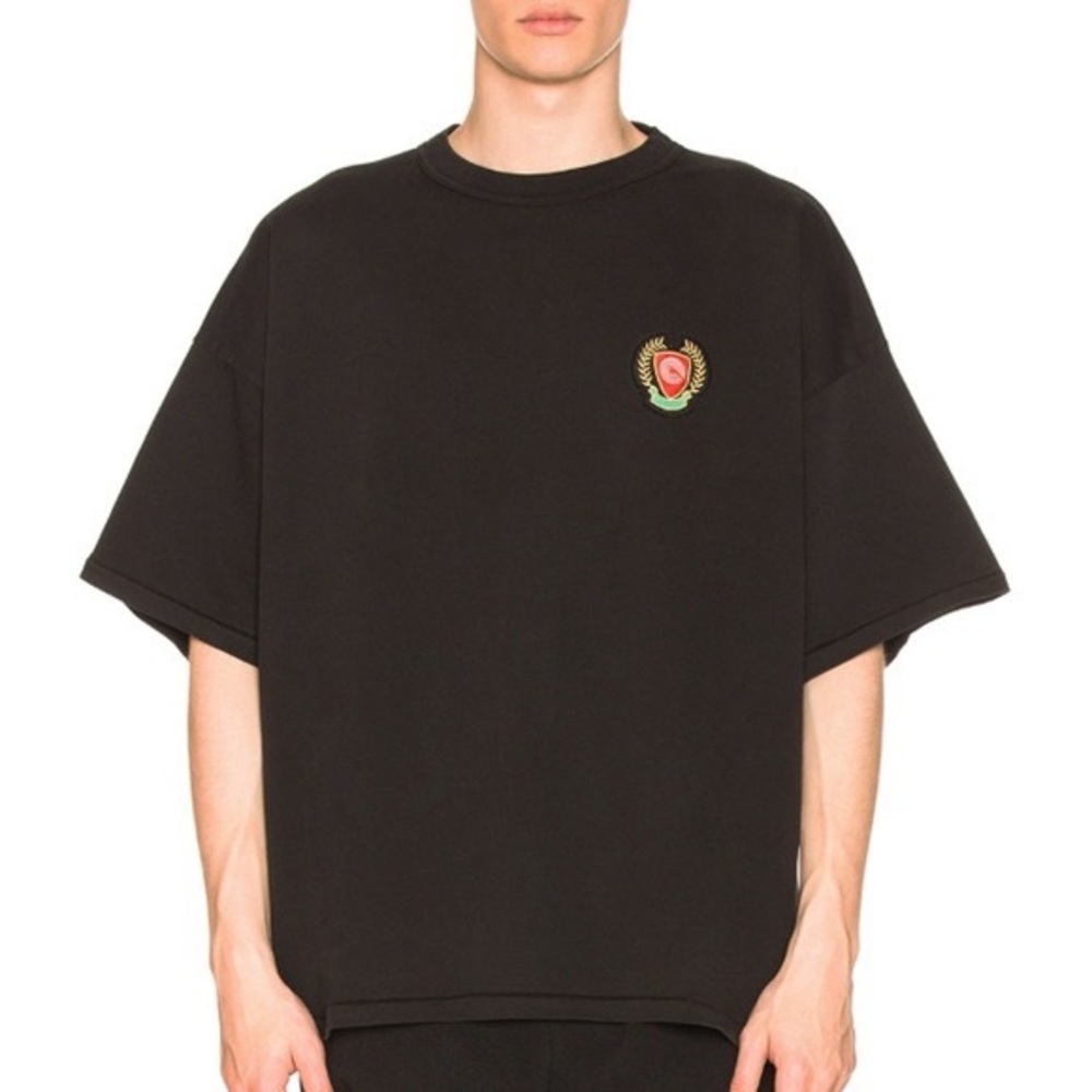 YEEZY Season 5 Calabasas Oversized Badge Tee (XS)